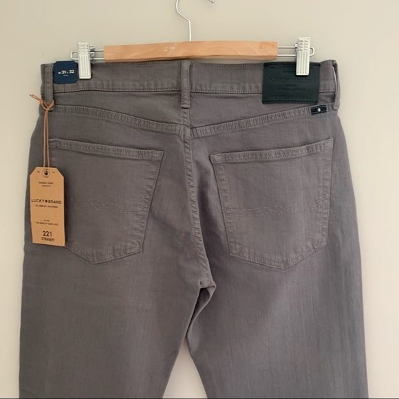 Lucky Brand Straight 221 Gray Jeans Size 31/32 NWT - Picture 4 of 16